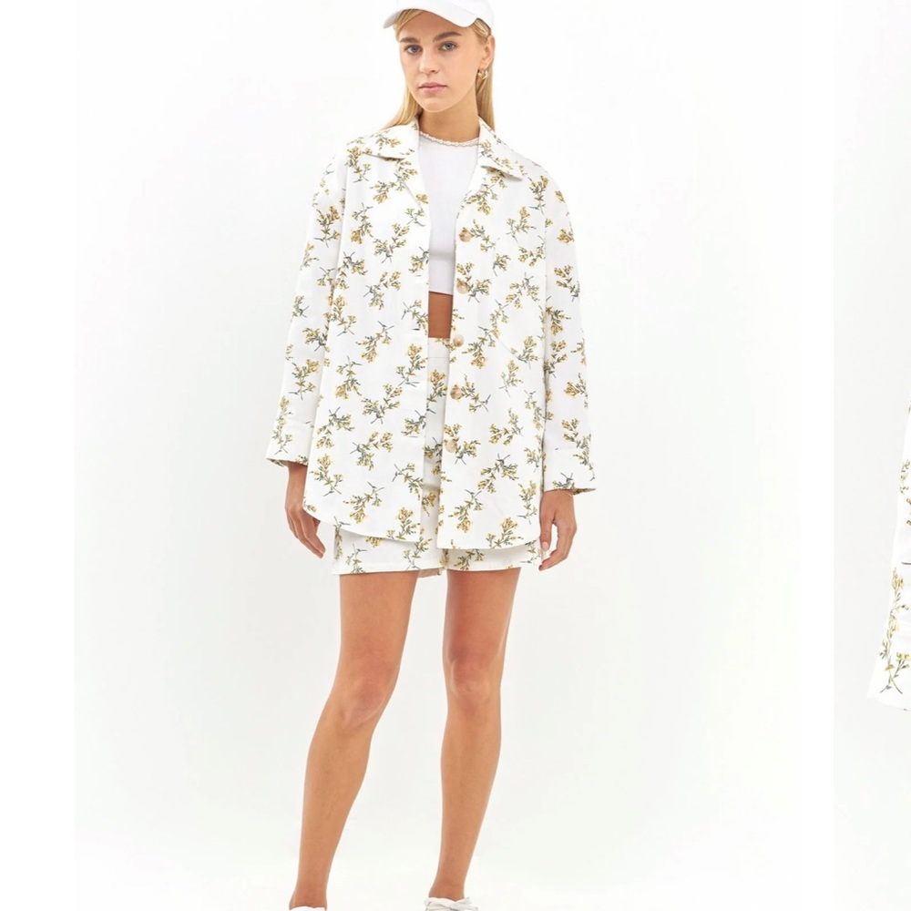 🌼 ENGLISH FACTORY White Floral Jacket NWT!